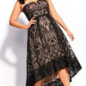 City Chic brand plus size strapless party gown. Only worn once, like new. Sz 16.